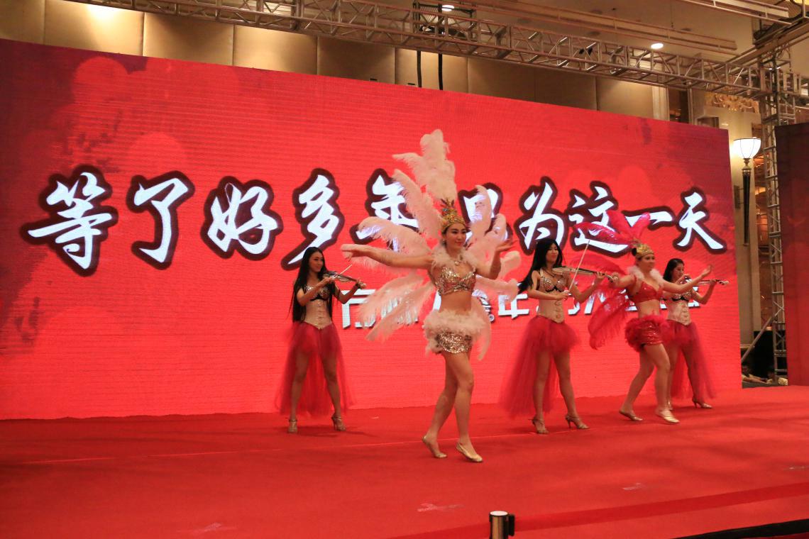 萬人簽定 王者天成|方林裝飾15周年大慶璀璨落幕!