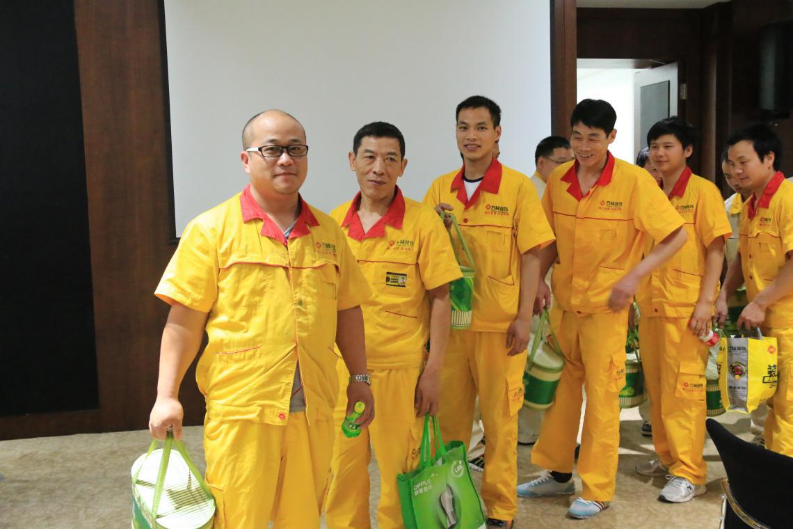 方林裝飾工程中心節(jié)日福利發(fā)放