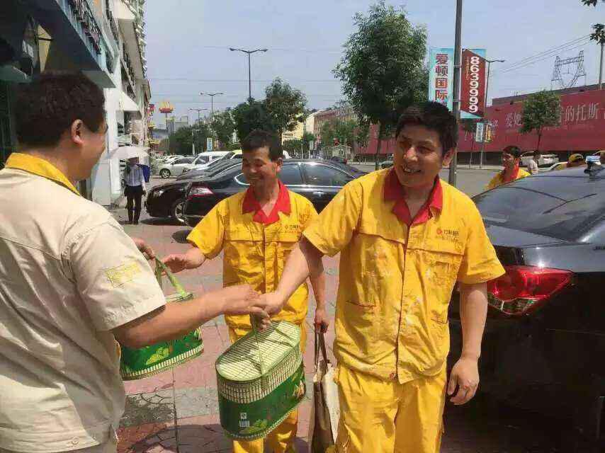 方林裝飾工程中心節(jié)日福利發(fā)放